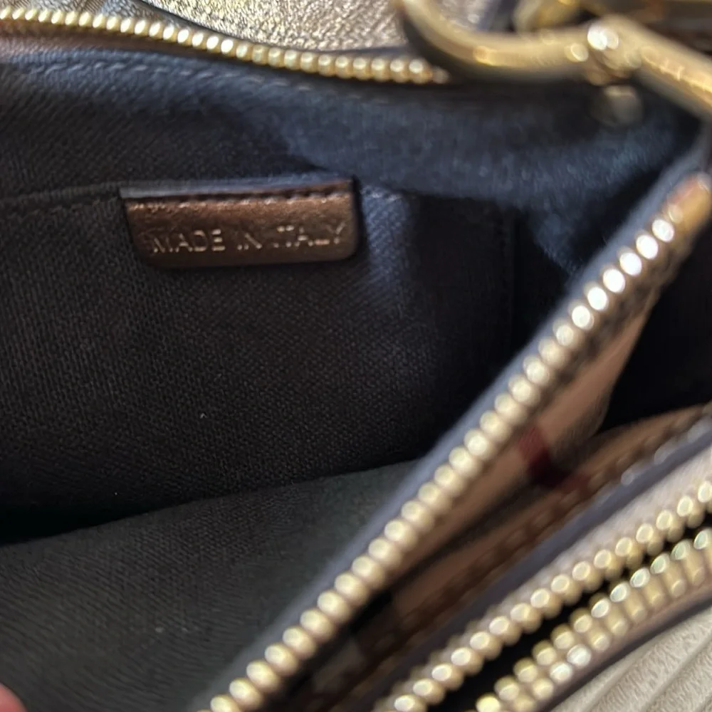 Burberry Lollard Shoulder/Clutch Bag - Picture 7 of 14